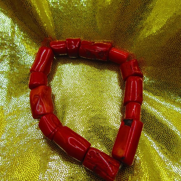 Red Coral Nuggets 7" Stretchy Gemstone Bracelet - Picture 2 of 3